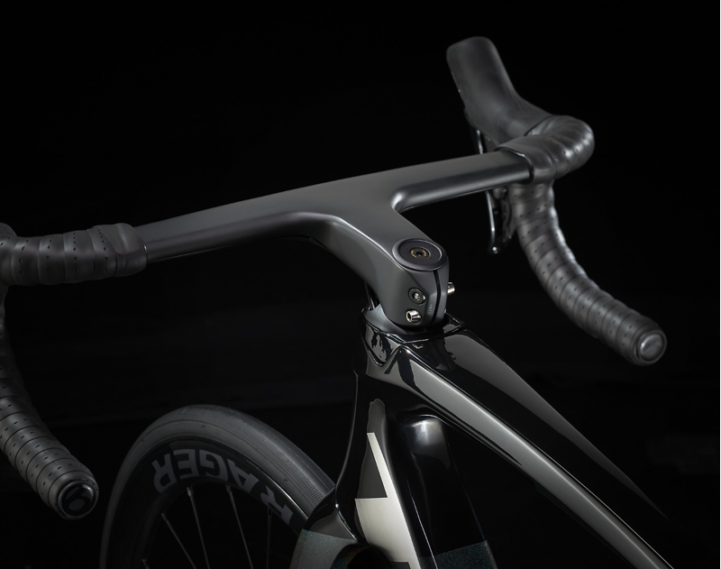 Trek Emonda SLR 9 Carbon Road Bike 2024 in Black-8